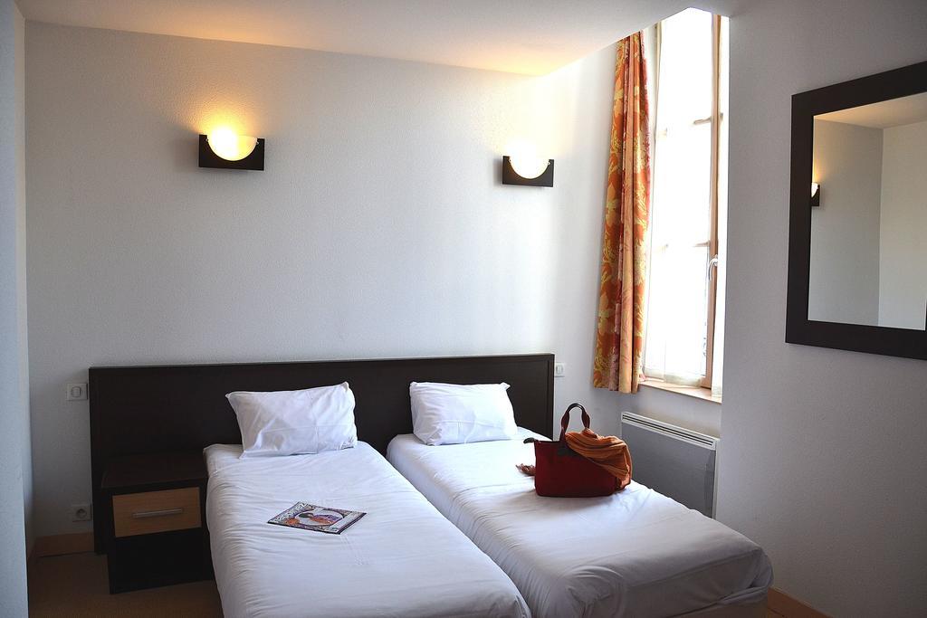Hotel Les Benedictins Limoges Bilik gambar