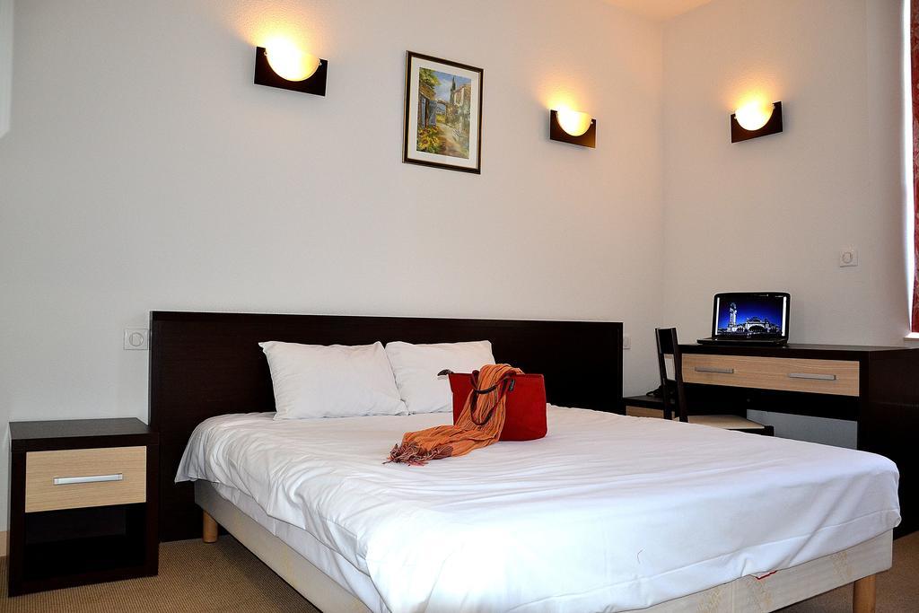 Hotel Les Benedictins Limoges Bilik gambar