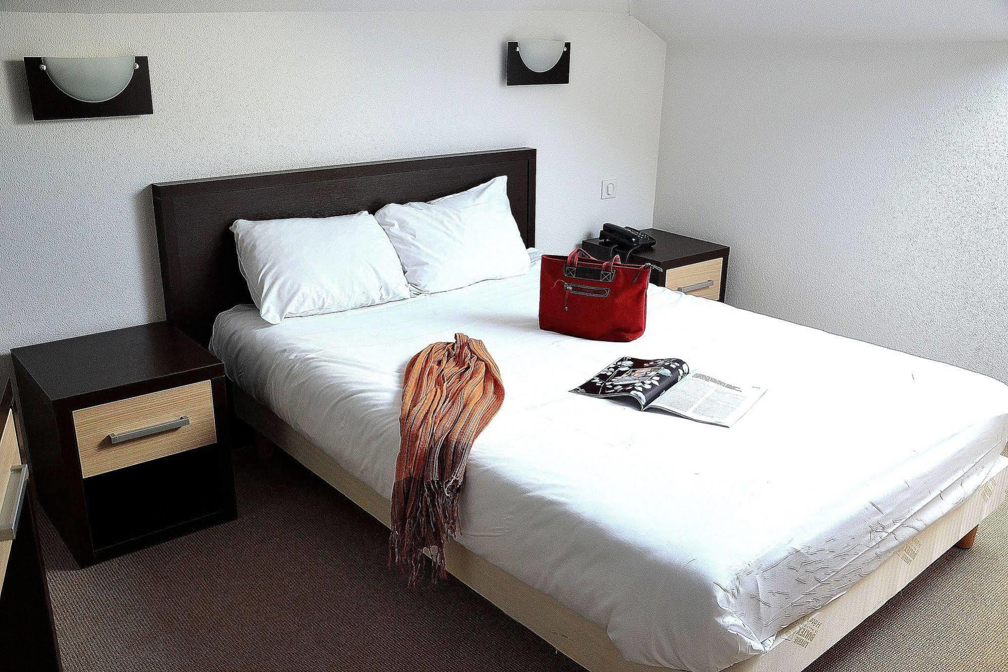 Hotel Les Benedictins Limoges Luaran gambar